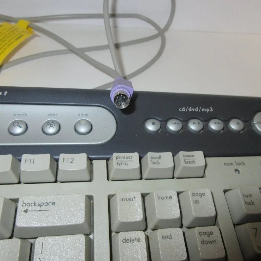 HP SK-2560 Internet/Multimedia PS/2 Wired Keyboard - Beige/Gray